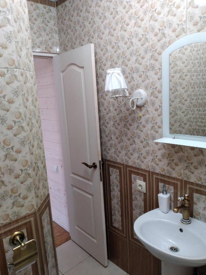 Апартаменти В Самому Центрі Почаева Exterior foto